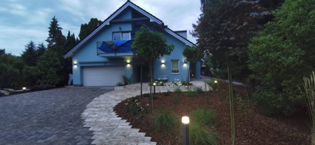 104ce233-500b-4bc5-93e2-307cf60189e4