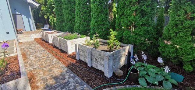 b5f84fed-e84a-48ce-8c5c-1e210adf5209